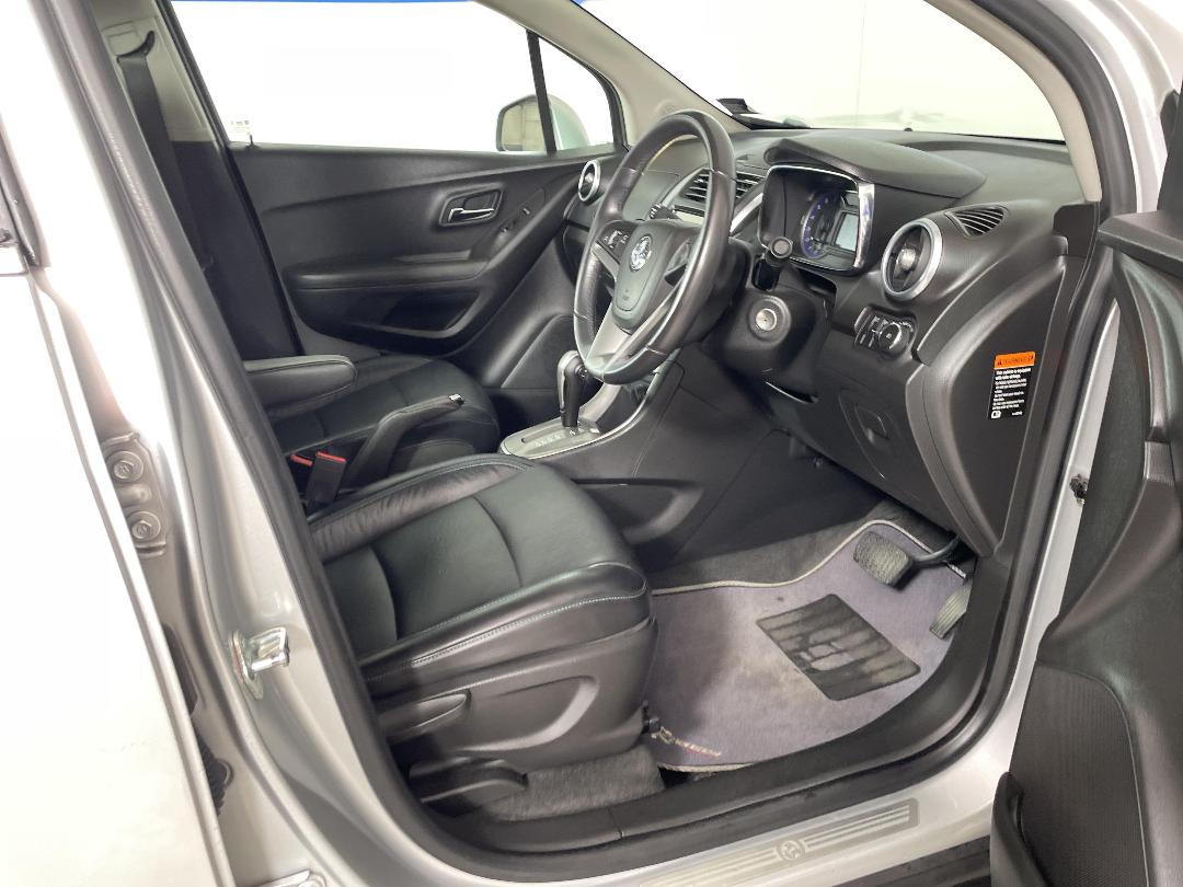 Photo '16' of Holden Trax