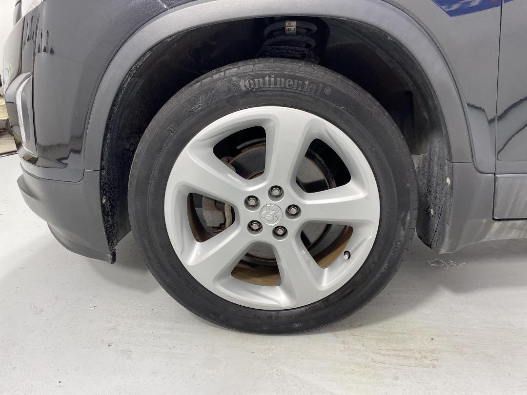 Photo '10' of Holden Trax