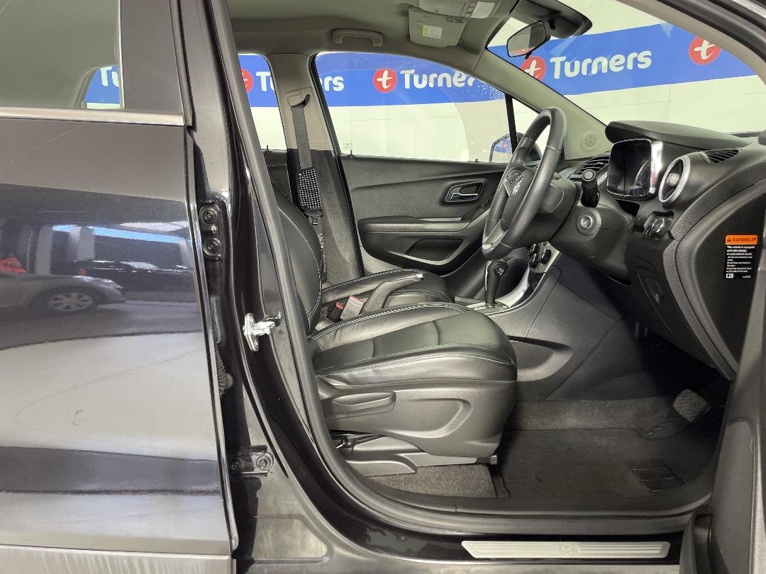 Photo '16' of Holden Trax