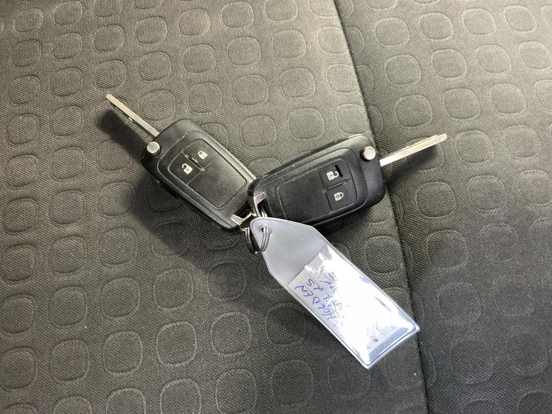 Photo '22' of Holden Trax Photo '22' of Holden Trax