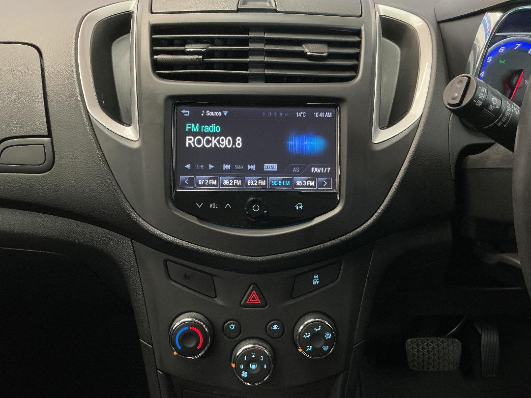 Photo '18' of Holden Trax Photo '18' of Holden Trax