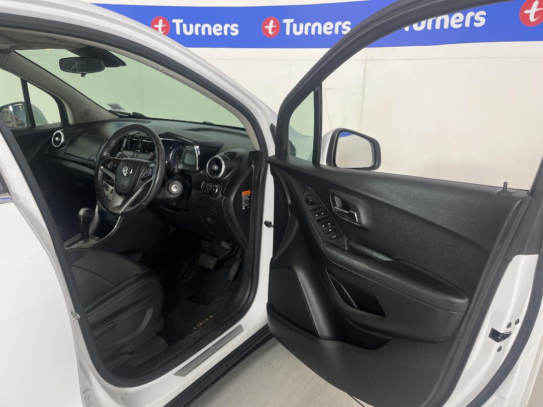 Photo '15' of Holden Trax