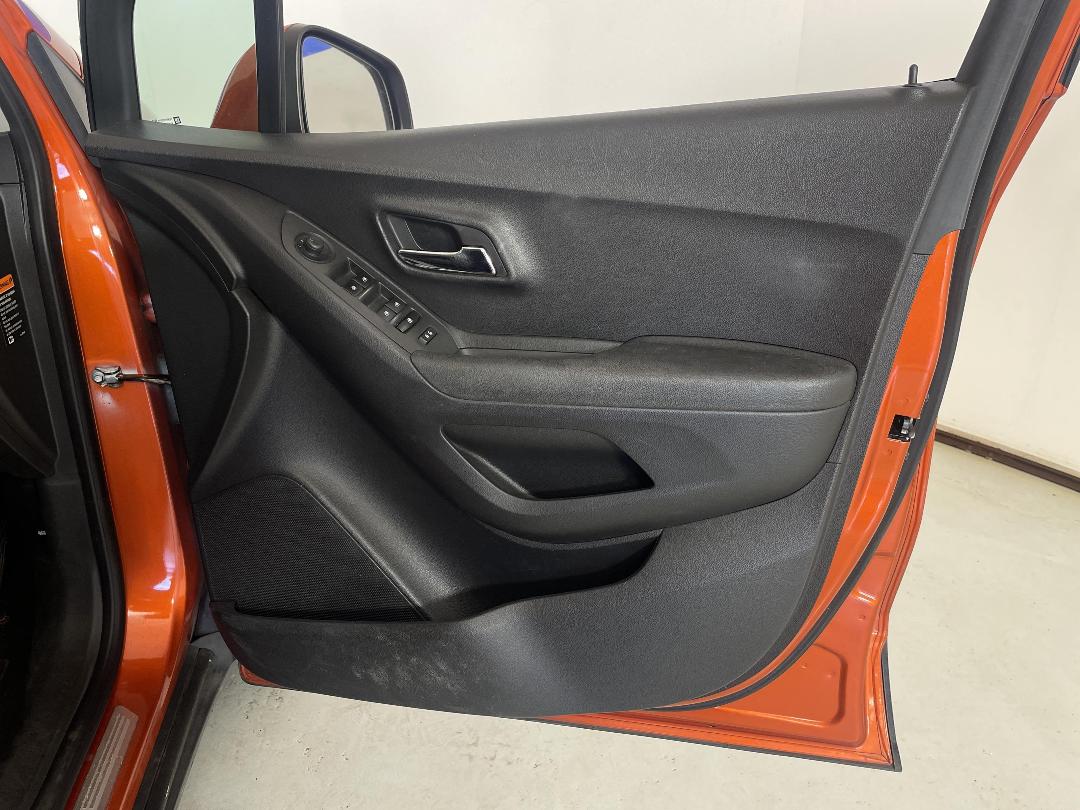 Photo '15' of Holden Trax