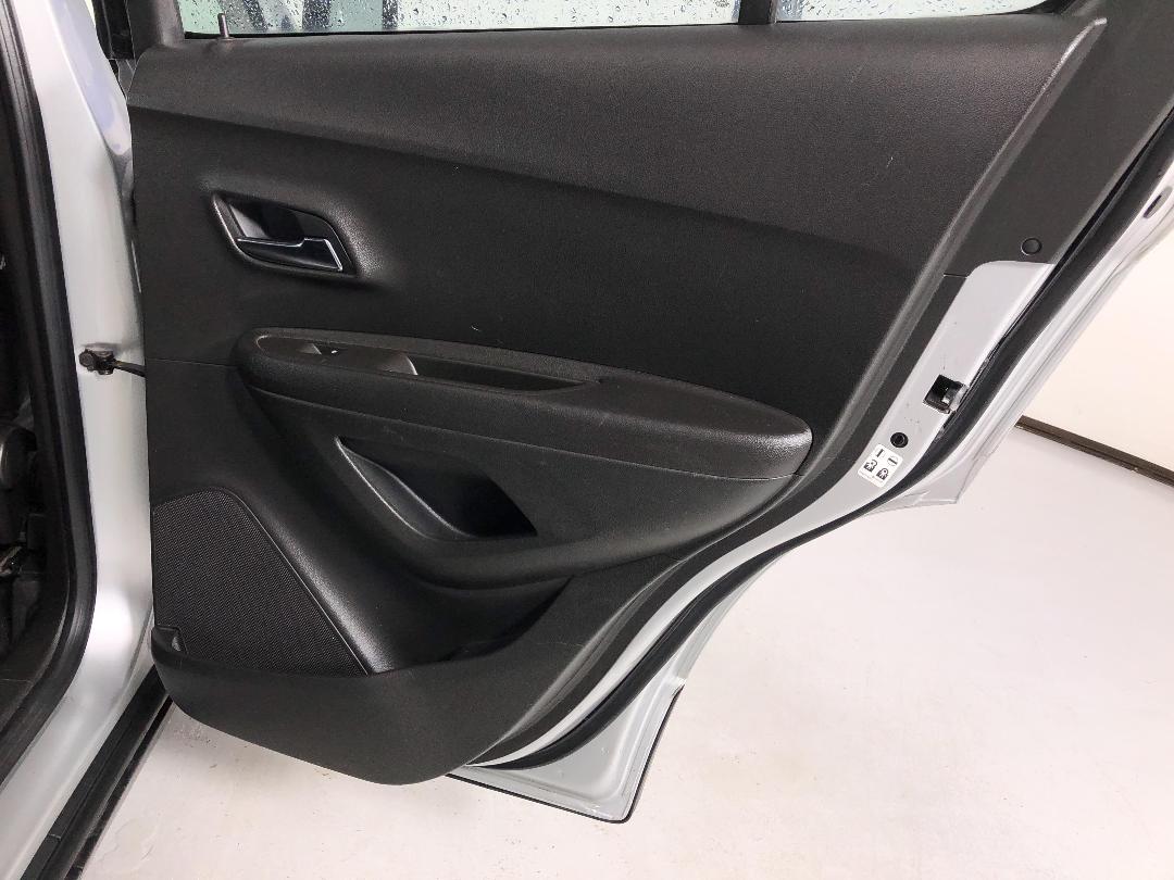 Photo '19' of Holden Trax Photo '19' of Holden Trax