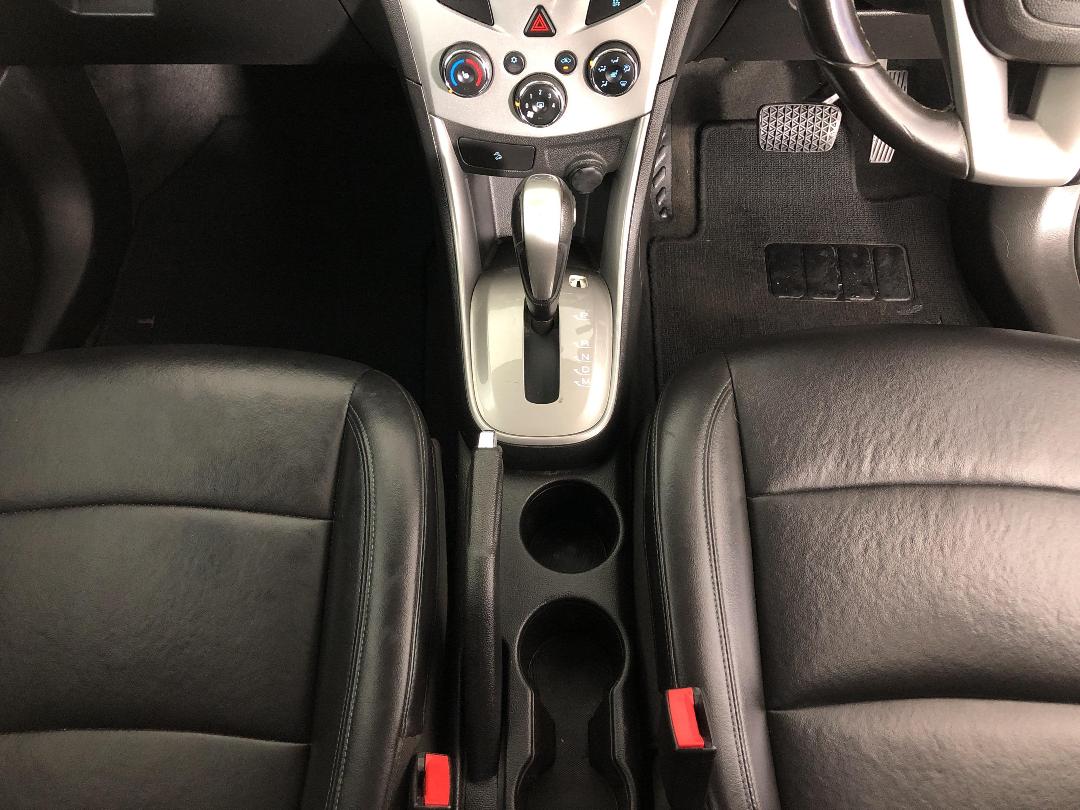 Photo '18' of Holden Trax Photo '18' of Holden Trax