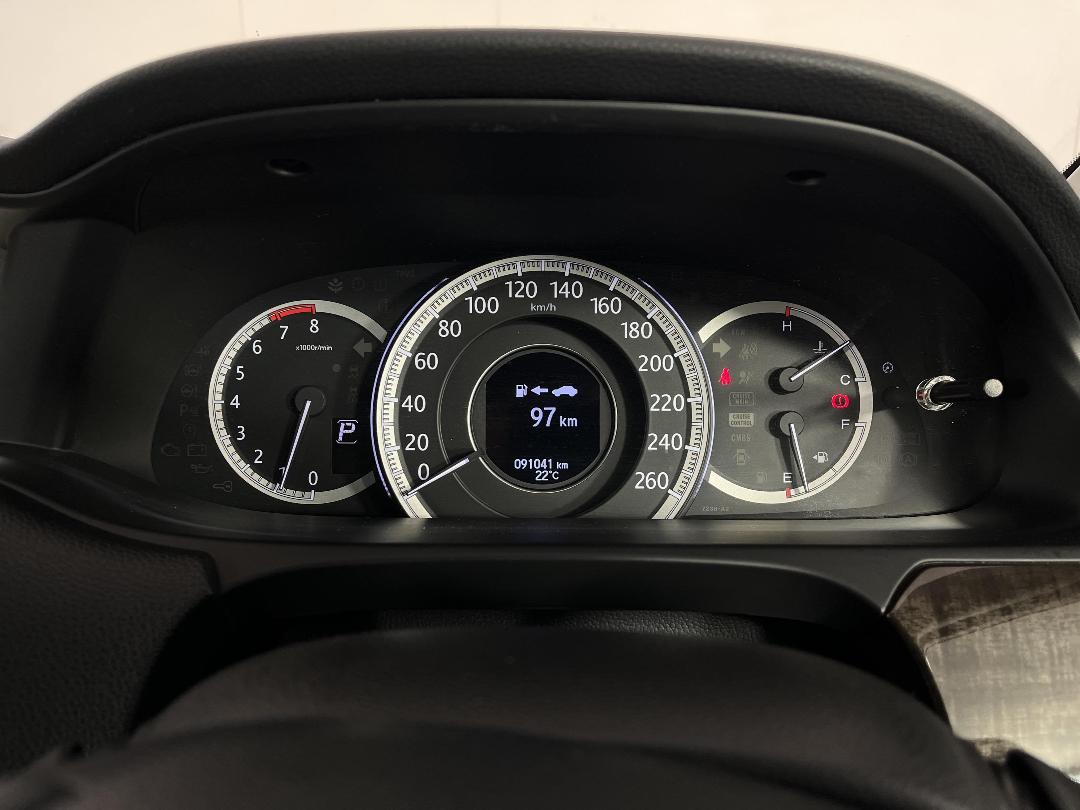 Photo '21' of Honda Accord