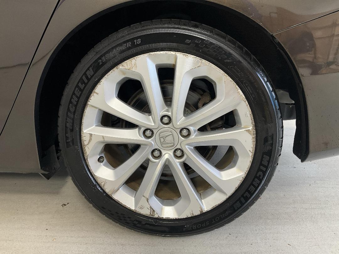 Photo '11' of Honda Accord