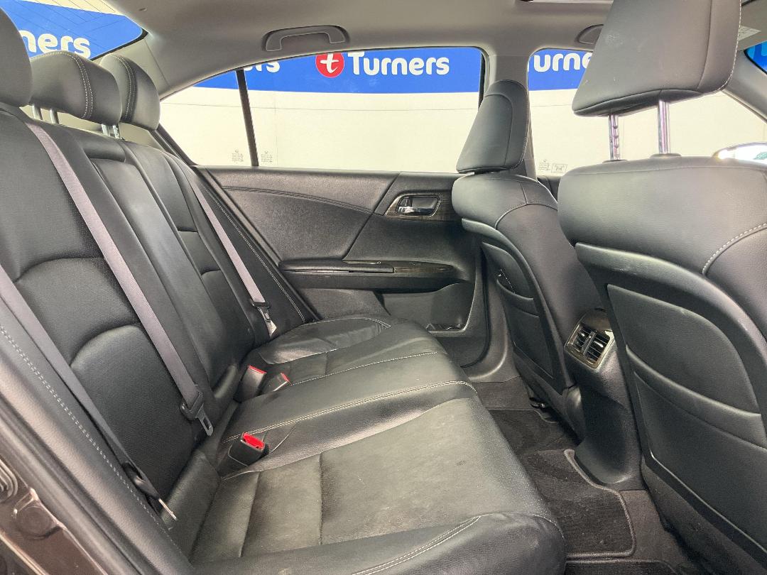 Photo '20' of Honda Accord