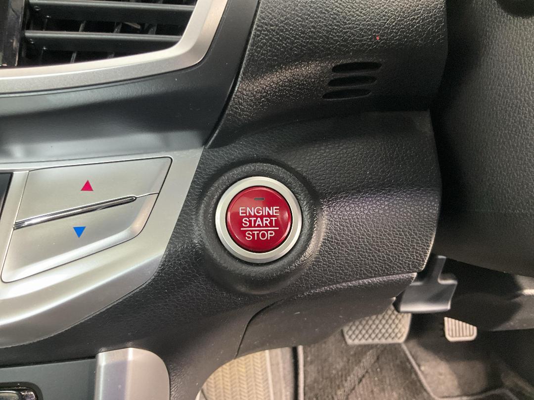 Photo '28' of Honda Accord