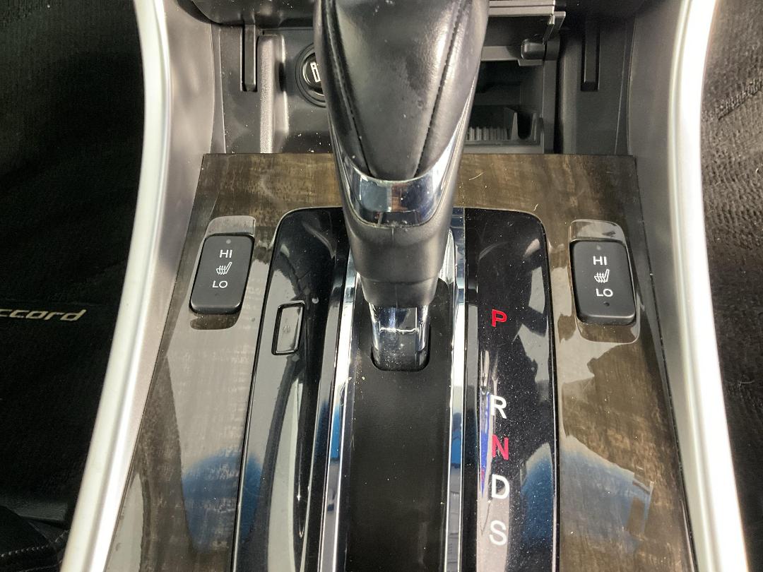 Photo '31' of Honda Accord