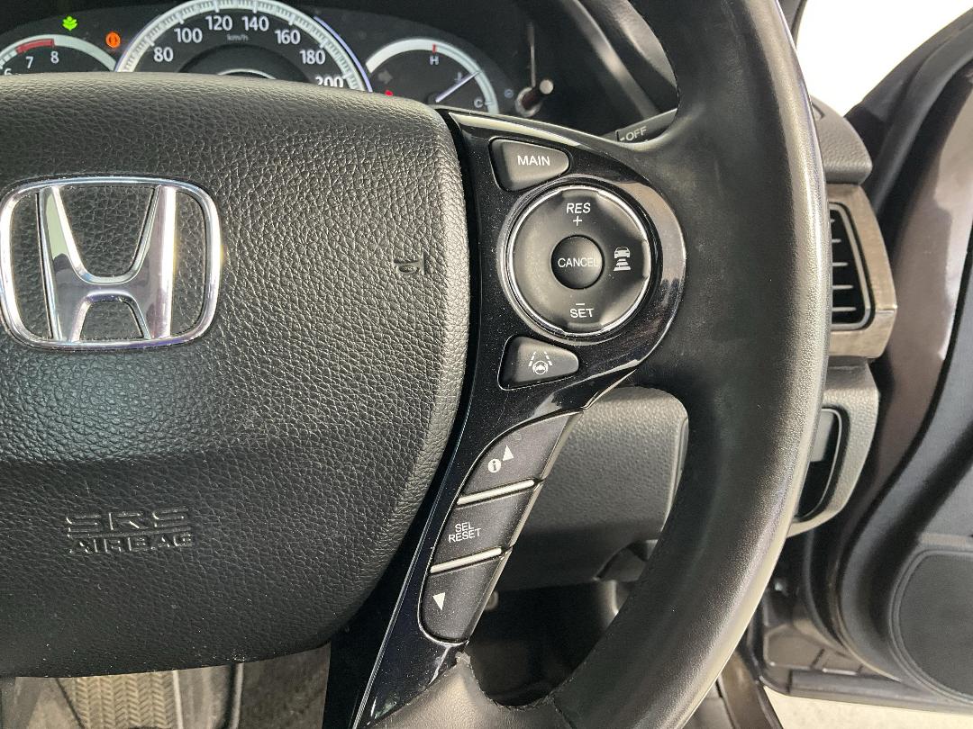 Photo '27' of Honda Accord