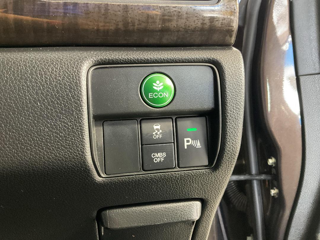 Photo '29' of Honda Accord