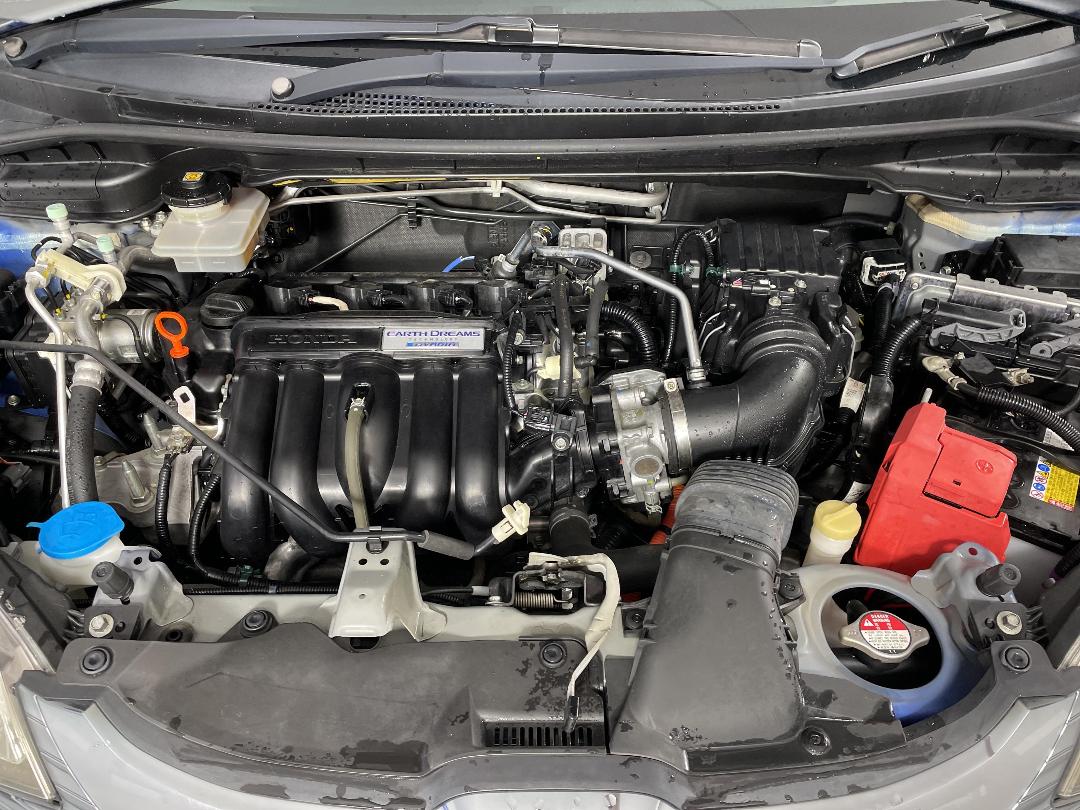 Photo '13' of Honda FIT