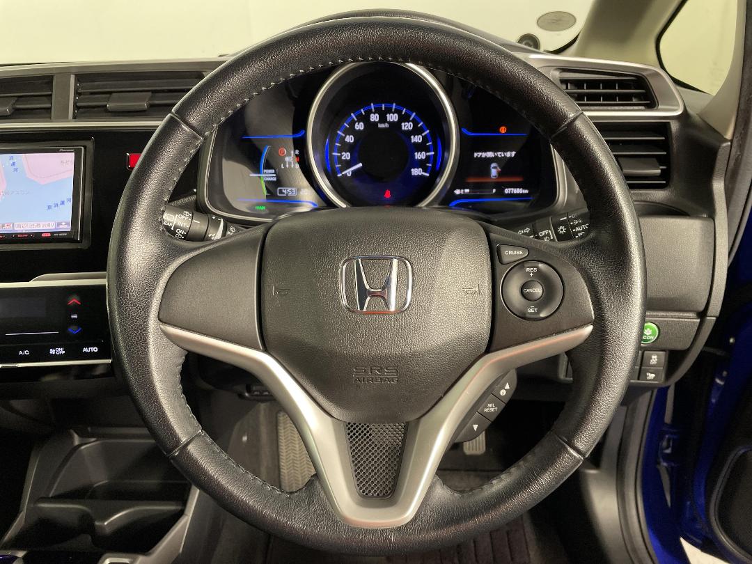 Photo '27' of Honda FIT