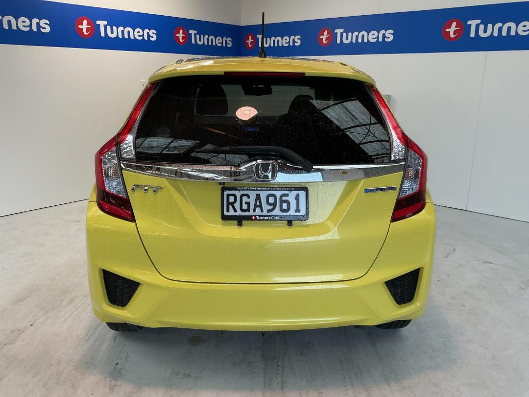 Photo '6' of Honda FIT