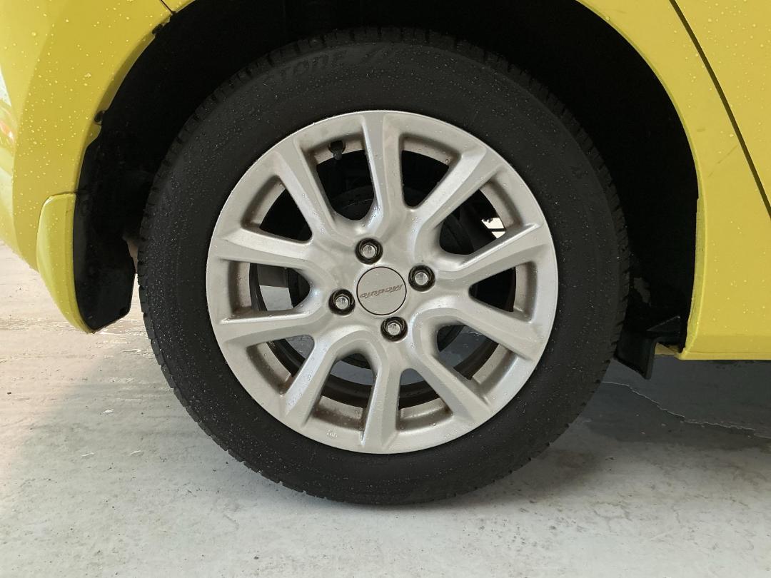 Photo '12' of Honda FIT