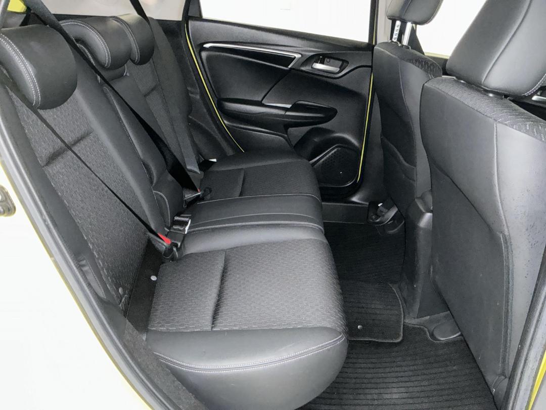 Photo '20' of Honda FIT