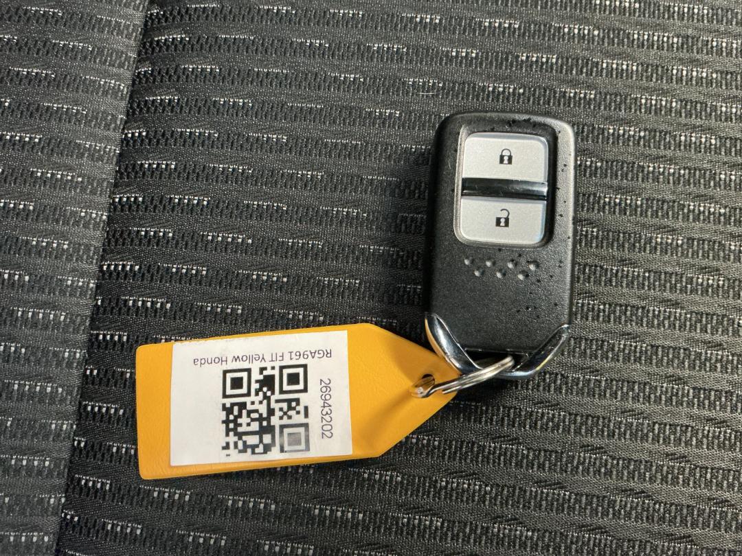 Photo '22' of Honda FIT