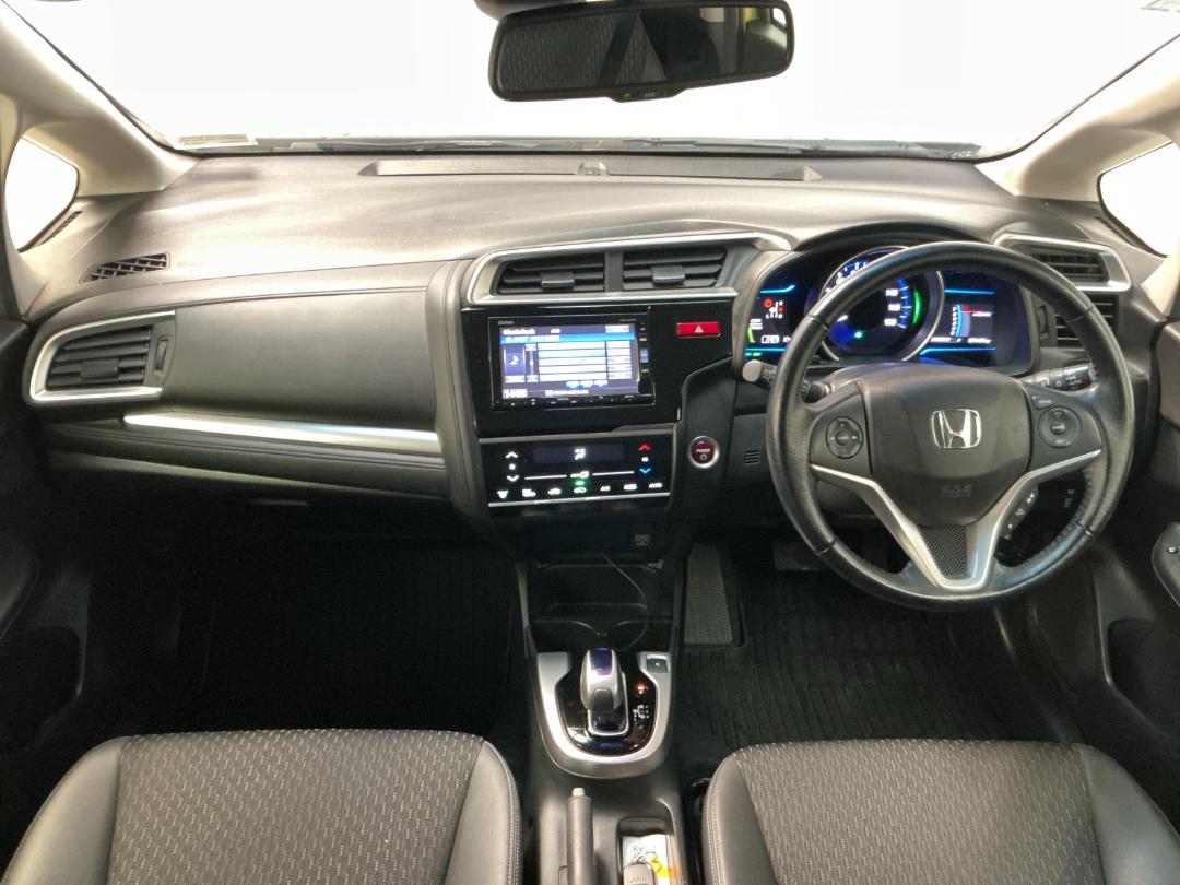 Photo '17' of Honda FIT
