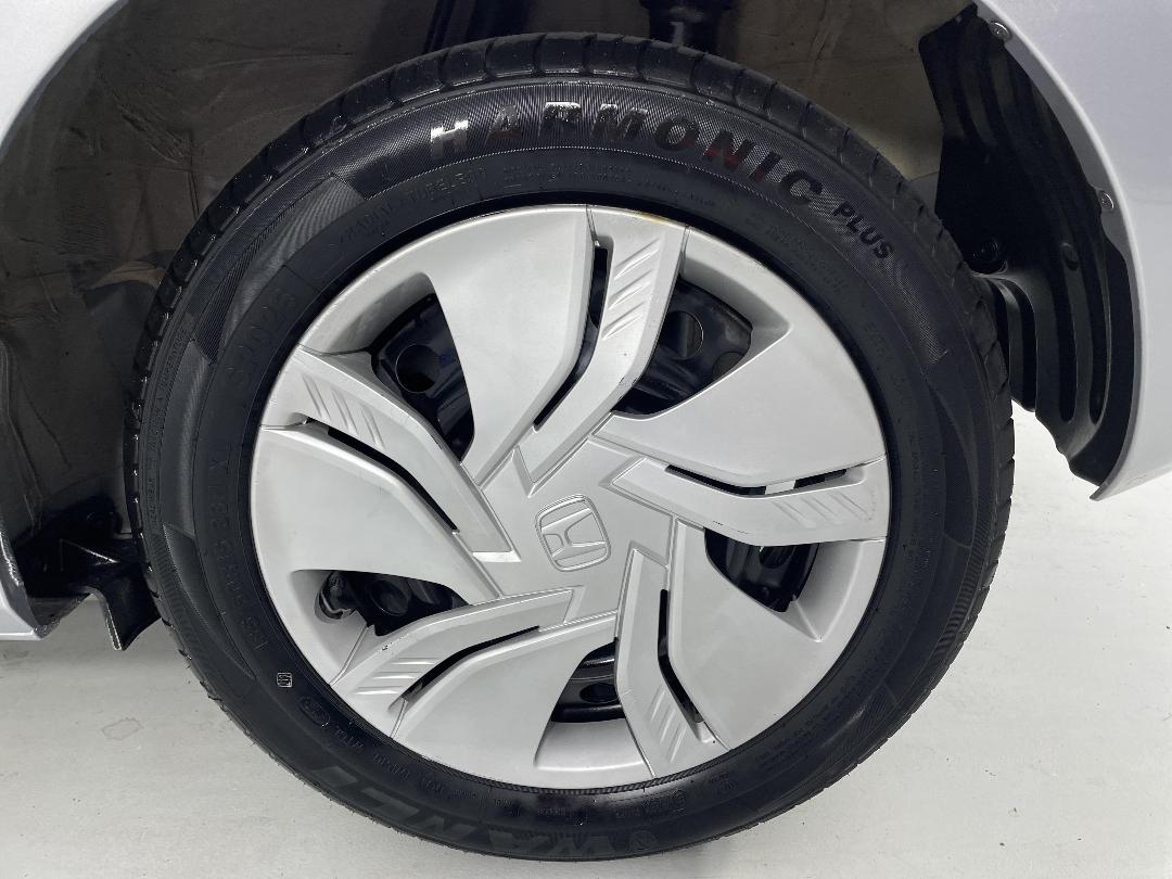 Photo '11' of Honda FIT