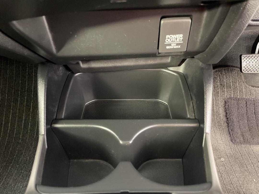 Photo '24' of Honda FIT