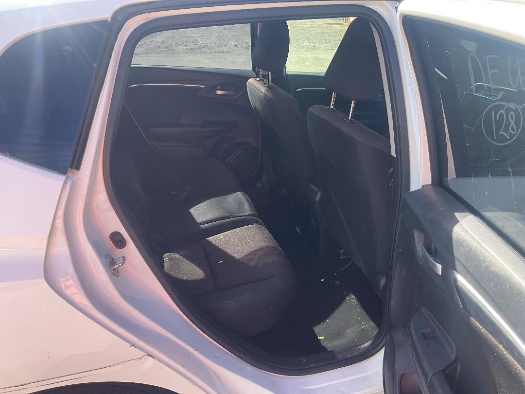 Photo '10' of Honda FIT Hybrid