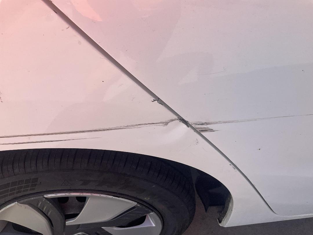 Photo '18' of Honda FIT Hybrid