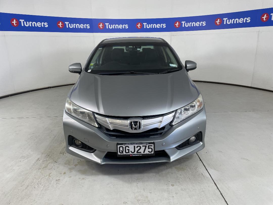 Photo '2' of Honda Grace Photo '2' of Honda Grace