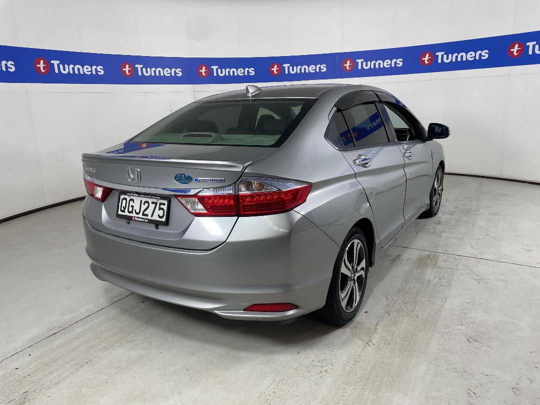 Photo '7' of Honda Grace Photo '7' of Honda Grace