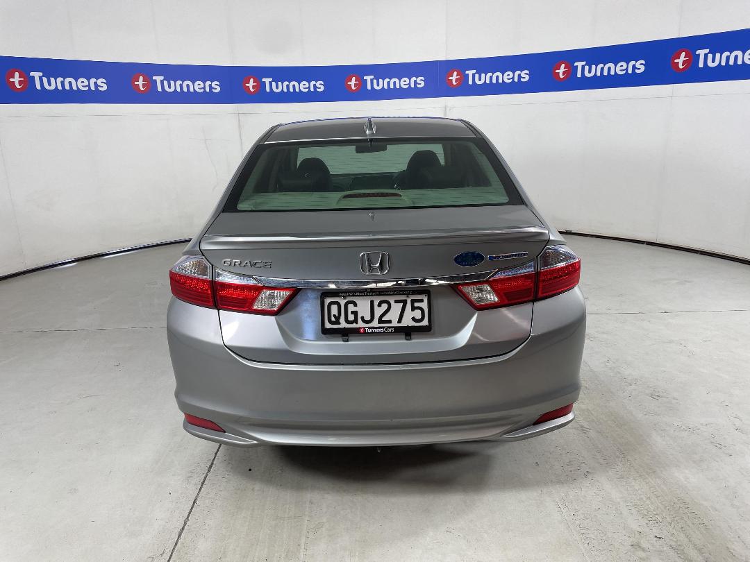 Photo '6' of Honda Grace Photo '6' of Honda Grace