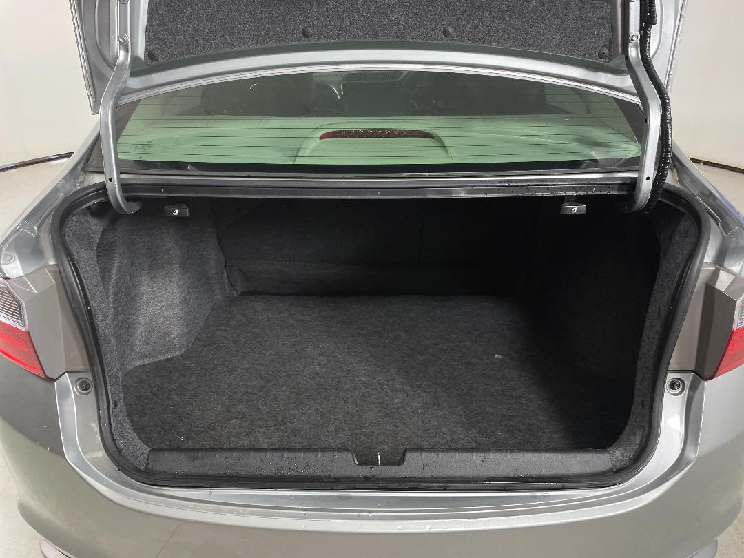 Photo '14' of Honda Grace Photo '14' of Honda Grace