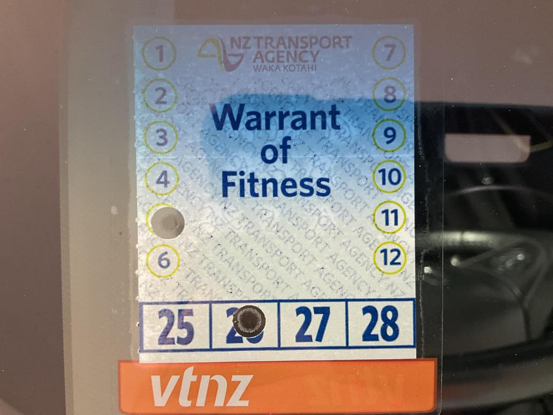 Photo '23' of Honda Grace Photo '23' of Honda Grace