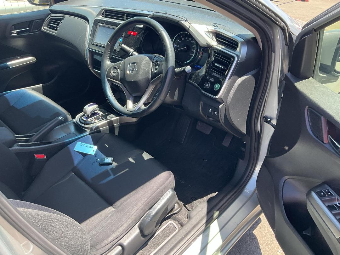 Photo '12' of Honda Grace 1.5L Petrol Hybrid Photo '12' of Honda Grace 1.5L Petrol Hybrid