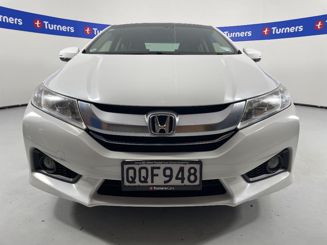 Photo '2' of Honda Grace Photo '2' of Honda Grace