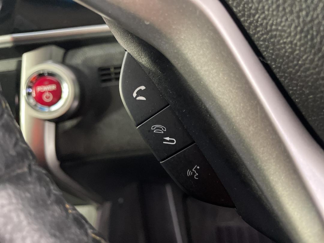 Photo '26' of Honda Grace Photo '26' of Honda Grace