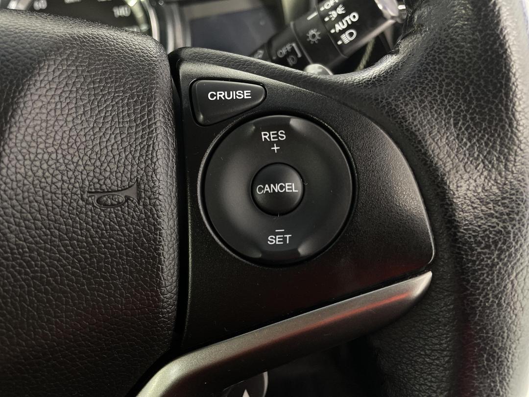 Photo '24' of Honda Grace Photo '24' of Honda Grace