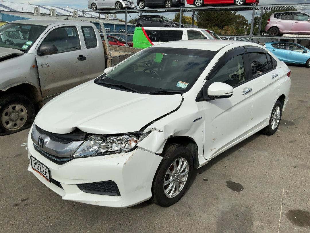 Photo '3' of Honda Grace Hybrid Photo '3' of Honda Grace Hybrid