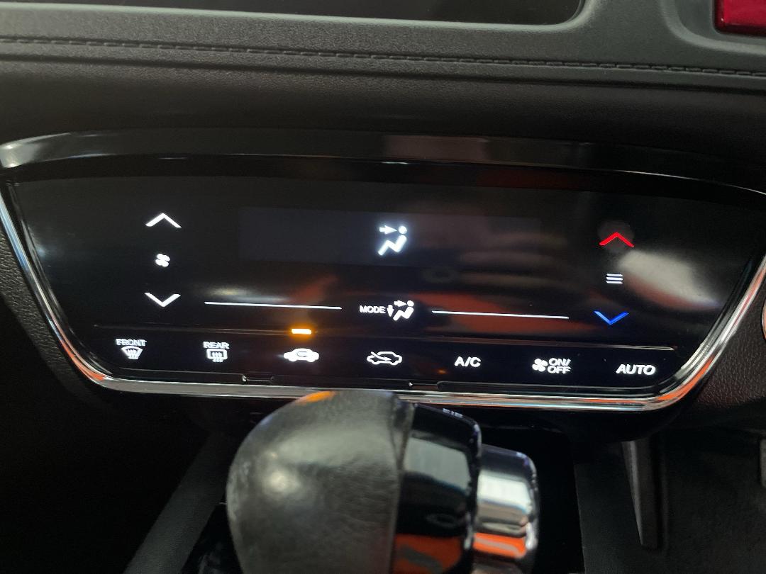 Photo '30' of Honda HRV