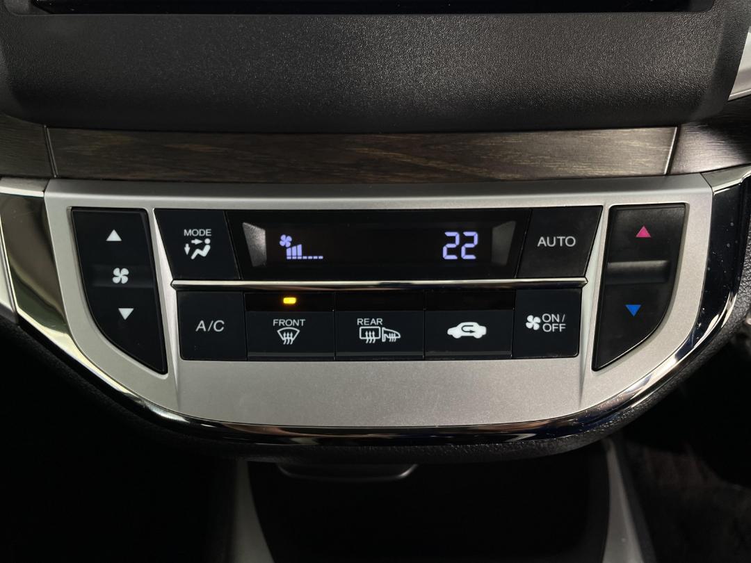 Photo '29' of Honda Jade