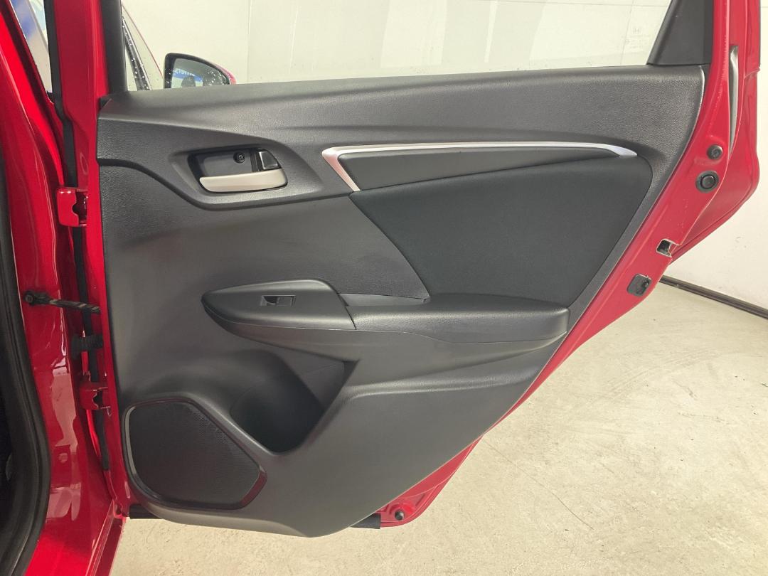 Photo '19' of Honda Jazz Photo '19' of Honda Jazz