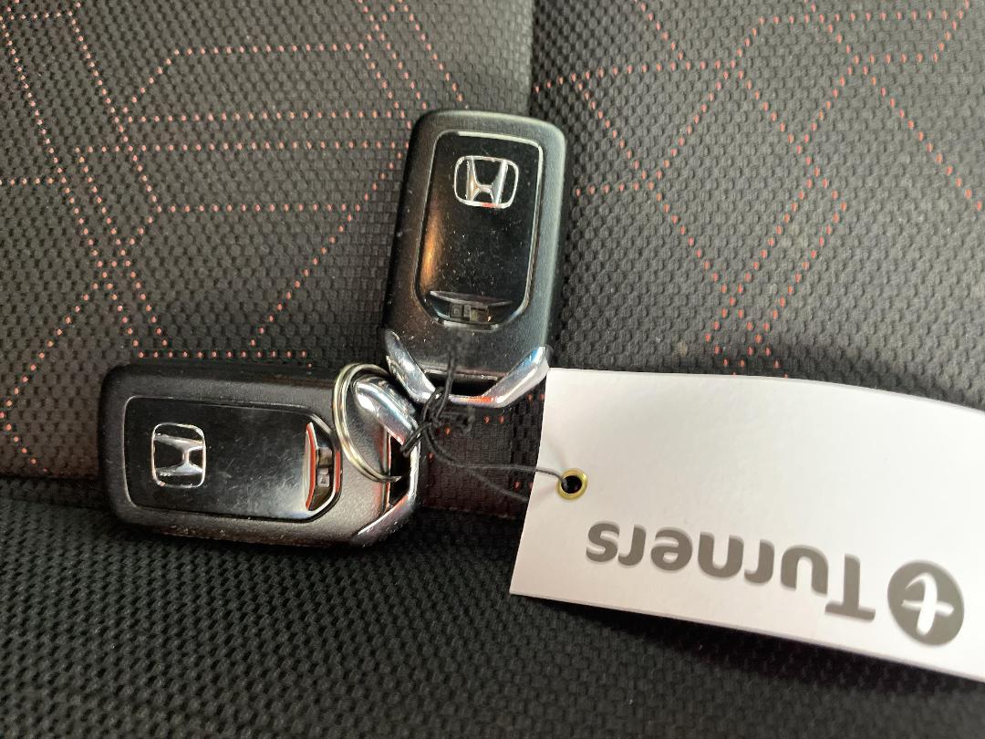 Photo '22' of Honda Jazz