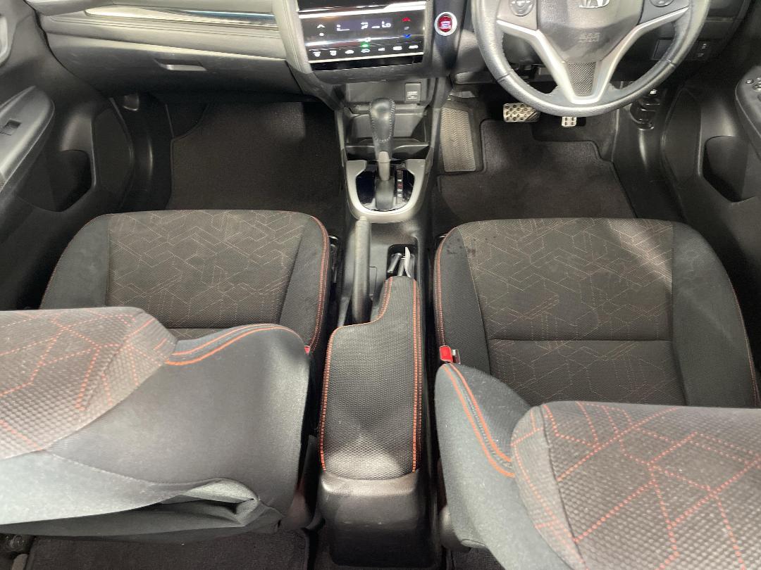 Photo '18' of Honda Jazz