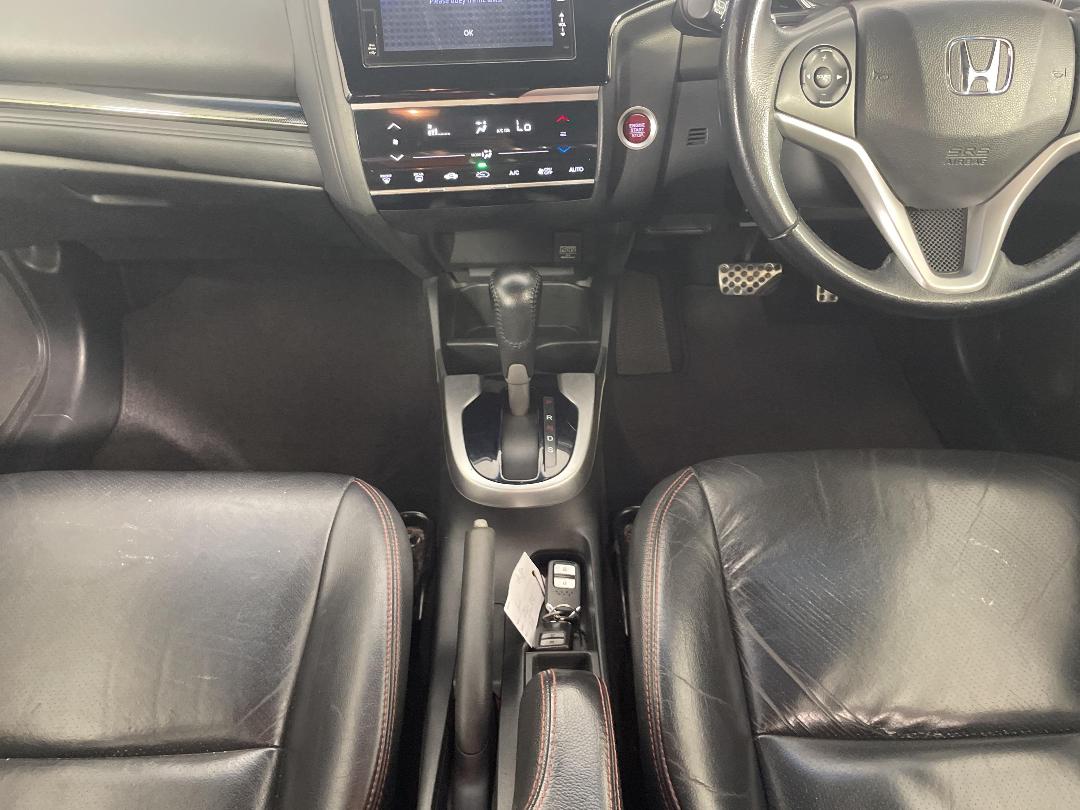 Photo '18' of Honda Jazz Photo '18' of Honda Jazz