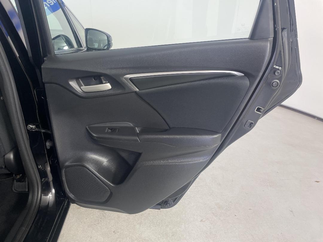 Photo '19' of Honda Jazz Photo '19' of Honda Jazz