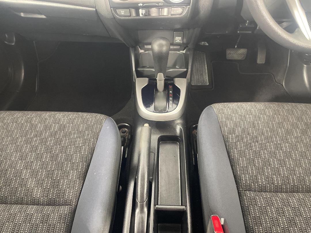 Photo '18' of Honda Jazz Photo '18' of Honda Jazz