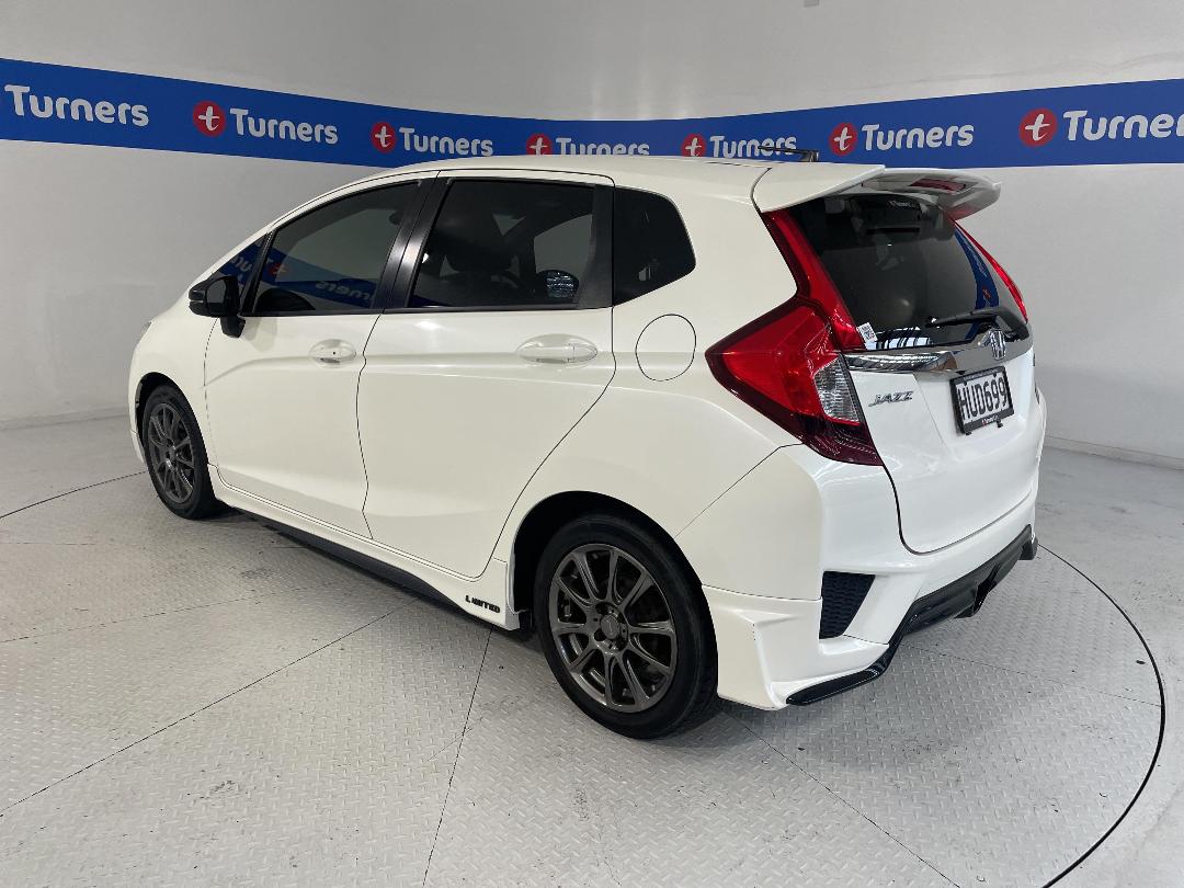 Photo '5' of Honda Jazz Photo '5' of Honda Jazz