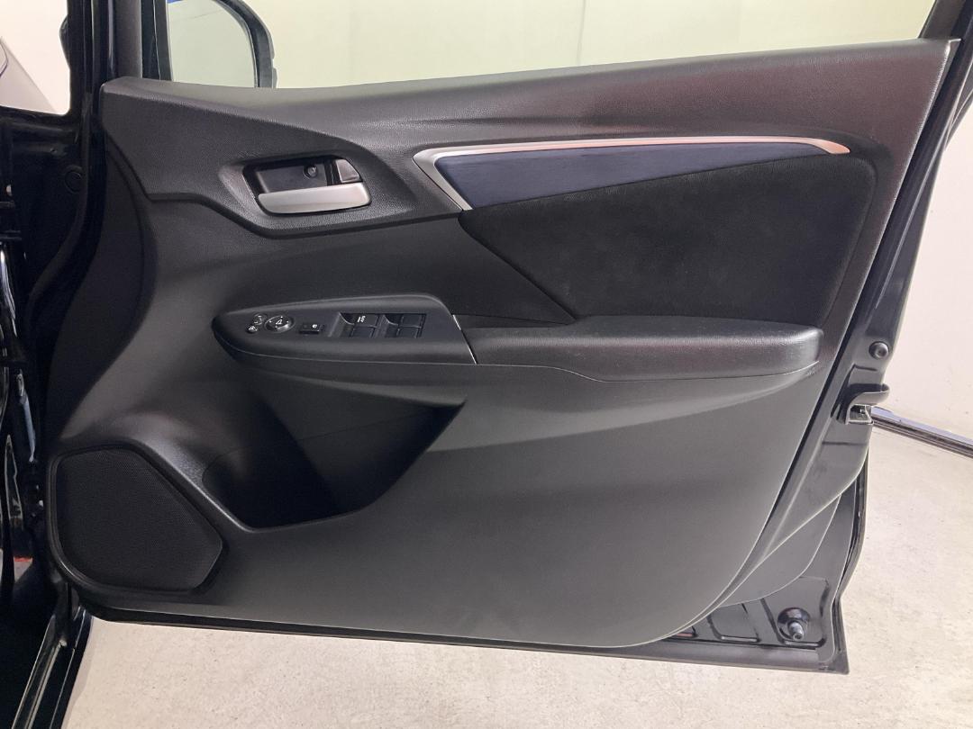 Photo '15' of Honda Shuttle Photo '15' of Honda Shuttle