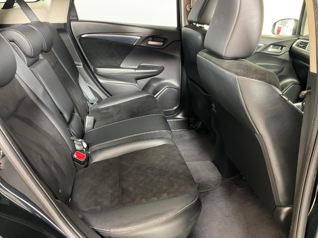 Photo '20' of Honda Shuttle Photo '20' of Honda Shuttle