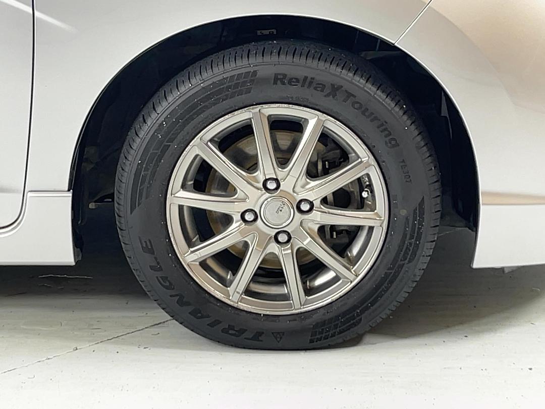 Photo '9' of Honda Shuttle