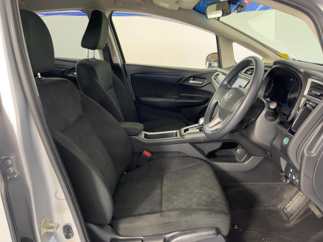 Photo '16' of Honda Shuttle